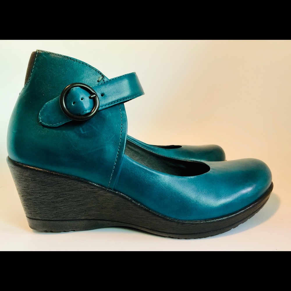 Dansko leather mary janes